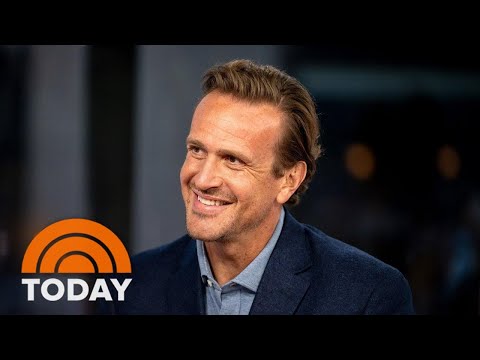 Jason Segel talks 'Shrinking,' relationship with Harrison Ford, more