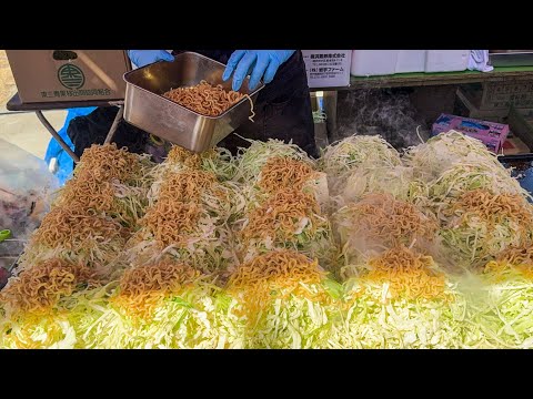 japanese food - hiroshima style okonomiyaki 広島焼き