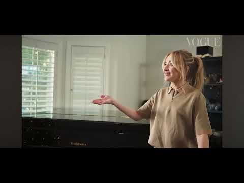 Sabrina buys a trampoline [VOGUE]