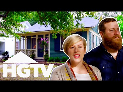 Ben & Erin Help Colourblind Man Experience The Joy Of Bright Colours With Their Design! | Home Town