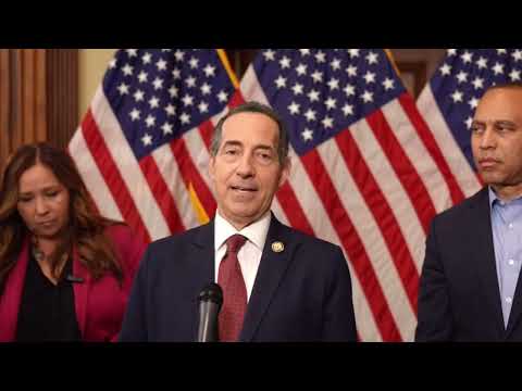 Democratic Leaders Respond to J6 Pardon Who Threatened Hakeem Jeffries Life