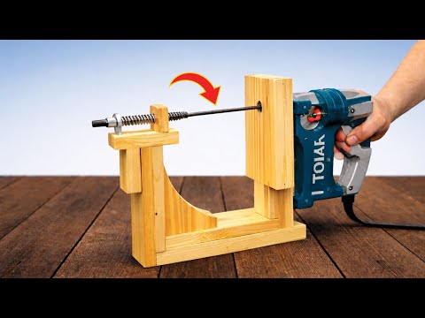 A 60-year-old carpenter's amazing invention amazes engineers! He made his own woodworking tools.
