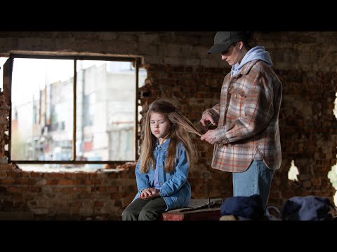 ФИЛЬМ! ПРОИГРАВ В СУДАХ БОГАТОМУ МУЖУ, УБЕГАЕТ С ДОЧКОЙ! Забытый ангел! Русский фильм