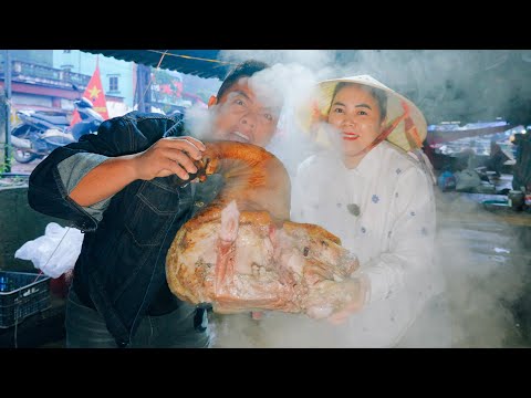 SAPA TV | ENJOYING BLACK PORK FEET AND BLACK CHICKEN THIGHS WITH THE CHAIRMAN AT LUNG PHINH MARKET