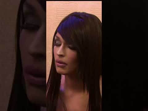 Jujubee: just say "talk" 😌💅