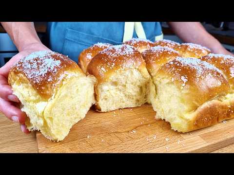 The most delicious Honey and Coconut buns, incredibly easy and tasty