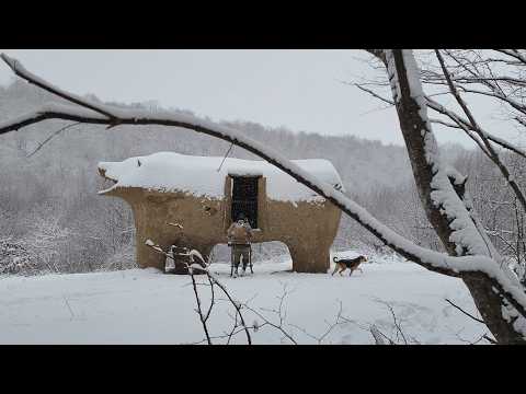 Three day extreme winter wilderness survival holiday in giant bear hut!