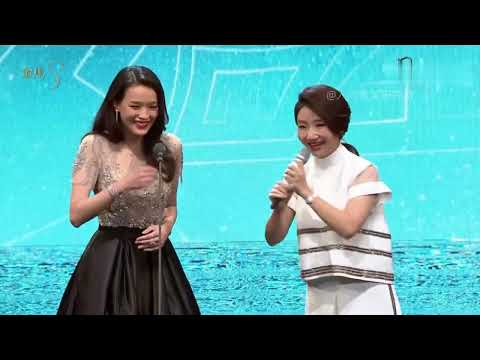 别让舒淇颁奖礼发言，三言两语逗得梁朝伟直跺脚！笑翻台下众大咖