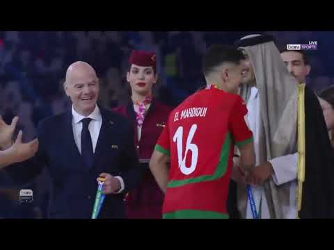 لحضة تتويج منتخب المغرب ببطولة كأس العرب 2025