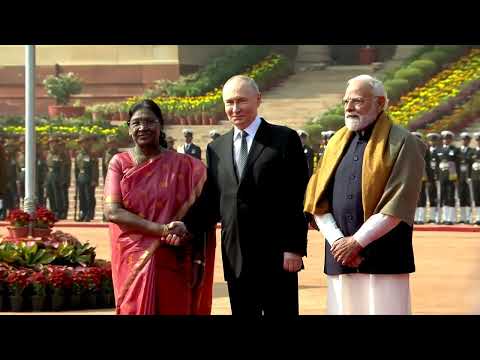 PM Narendra Modi at ceremonial reception of Russian President Putin at Rashtrapati Bhavan