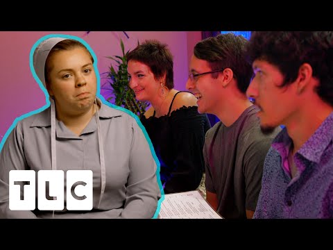 "The English People Think We're Dumb" Maureen And Rosanna Go Out With New Friends | Return To Amish