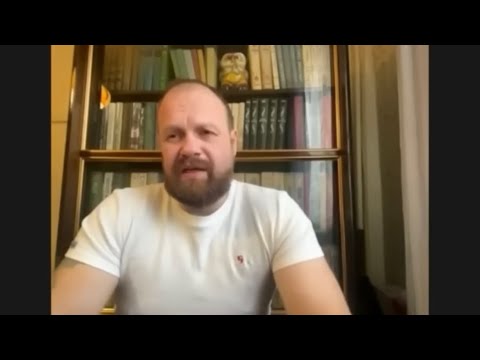 Economic failures threaten to spill over into politics. (Dmitry Demushkin)