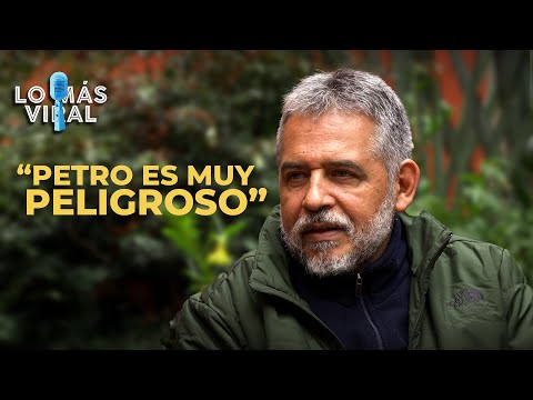 ¿Mario Mendoza se arrepiente de haber votado por Gustavo Petro? El escritor bogotano contó detalles