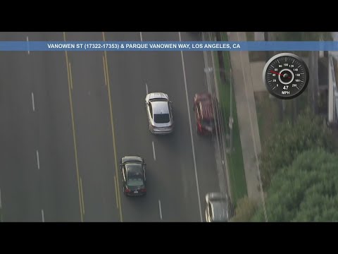 Stolen vehicle suspect surrenders to police after hourlong pursuit on Los Angeles streets
