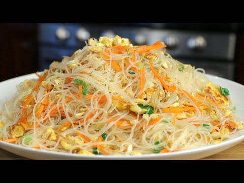 Stir Fried Rice Noodles with Eggs |鸡蛋炒米粉