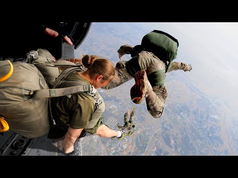 The Insane Action | Female Paratroopers Out Of C-17 Globemaster III