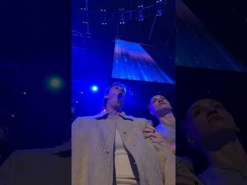 @KatyPerry uses my random word on @AmericanIdol! 🎉🎤✨