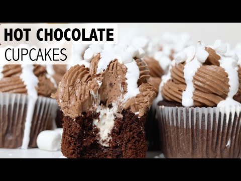Hot Chocolate Cupcakes | Super Cute Holiday Cupcake Idea
