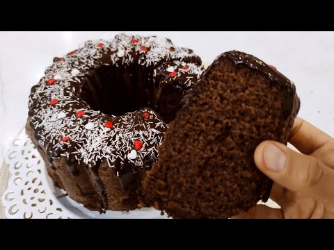 Fluffy & Moist Chocolate Cake – Love at First Bite! 😍🍫