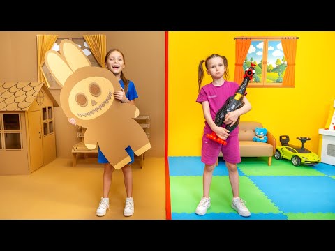 Stephi plays the mystery challenge "Color vs. Cardboard"!🧸📦