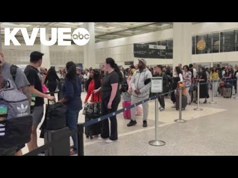 Bush Intercontinental Airport warns of 4-hour waits Thursday