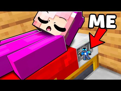 Tiny Living Inside my Friends House in Minecraft!