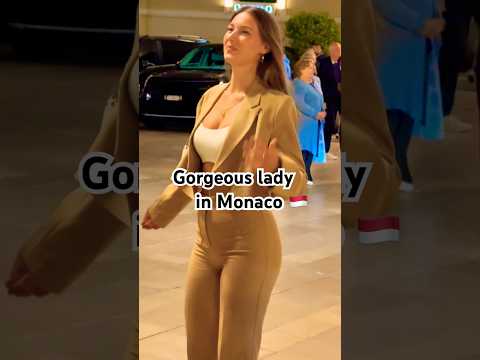 🇲🇨Gorgeous lady #monaco #luxury