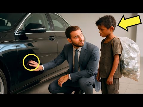 ҚОРАПШАЛАРДЫ ЖИНАЙТЫН БАЛА КӘСІПКЕРДІҢ КӨЛІГІН ТЫРНАП КЕТЕДІ… ОНЫҢ РЕАКЦИЯСЫ ОНЫ ТАҢҒАЛДЫРАДЫ