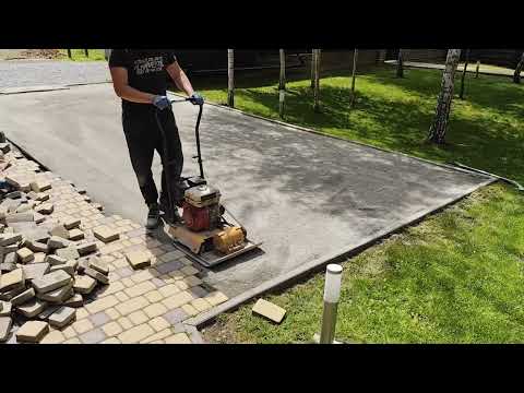 How to Lay Paving Slabs – Step-by-Step Guide