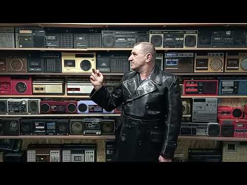 Музей магнитофонов и магнитол СССР.