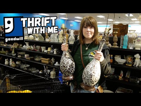 Thrift With Me at GOODWILL | + Big Day on Niknax | Reselling