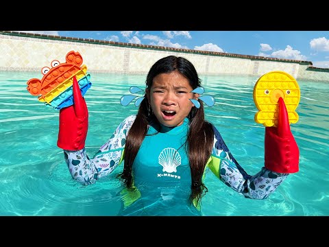 Emma and Ellie Making a Splash with Fun Swimming Pool Games and Adventure for Kids