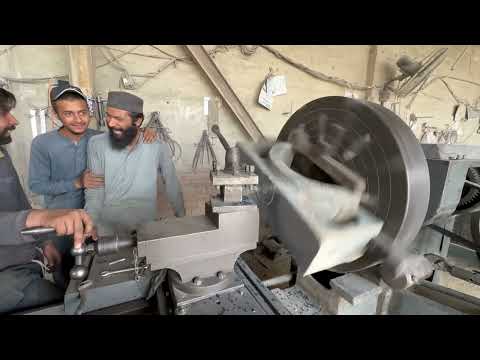 Amazing Process Of Manufacturing Heavy Duty Bearing Brash Of Stone Crusher On Big Lathe Machine .
