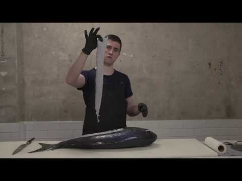 How to Scale fish using a knife