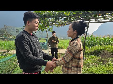 Quynh hired someone to tell Lien that she was his girlfriend. Lien believed Quynh and sent Tien away