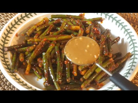 마늘쫑무침에 이거 넣어보세요. 맛이 배가됩니다. 난리난 마늘쫑 무침. #마늘쫑볶음 #황금레시피 #마늘쫑 #밑반찬레시피