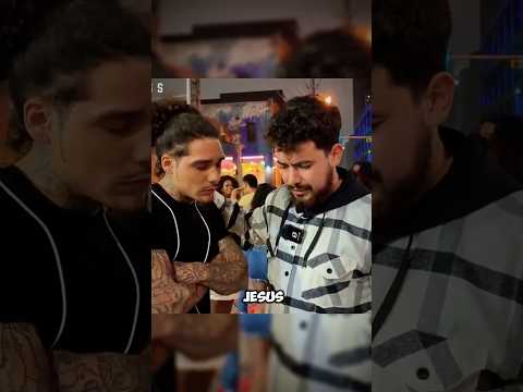 A Gangster Gives His Life to Jesus on the Street | A Powerful Moment of Surrender