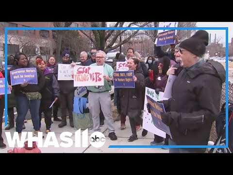 Judge blocks attempt to cut federal workforce