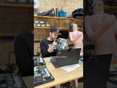 My new webcam is SICK - Insta360 Link 2 #shorts #tech #insta360 #insta360Link2 #AIwebcam @insta360