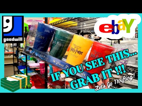 I almost FREAKED OUT at GOODWILL / THRIFT WITH ME at the Vintage Market / HAUL / Thrifting Vegas