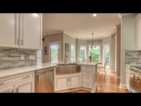 This Kitchen Was Transformed in Just 7 Days | Stunning Remodel by 7 Day Kitchens
