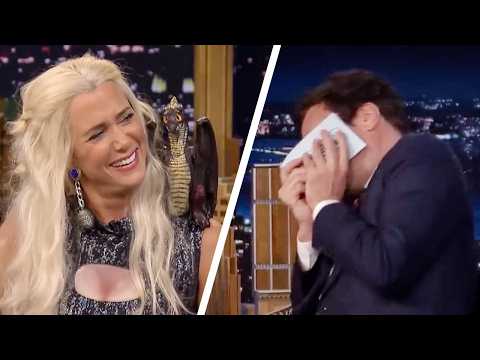 Kristen Wiig being the funniest person alive for 8 minutes straight