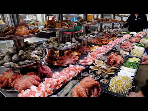 The combination of seafood, pork belly, and vegetables | Korean Seafood