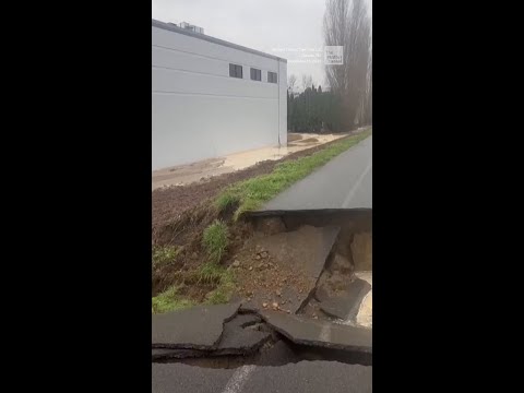 Washington Flooding Breaches Levee On Green River