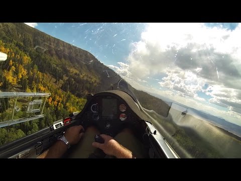 Glider Enjoying 100+ Mile Ridge Flight Over the Rocky Mountains