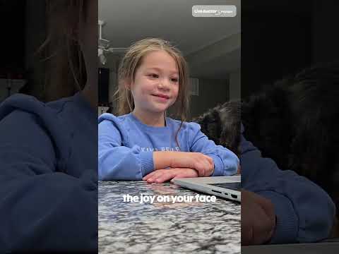 Talk to Santa live with LiveAvatar