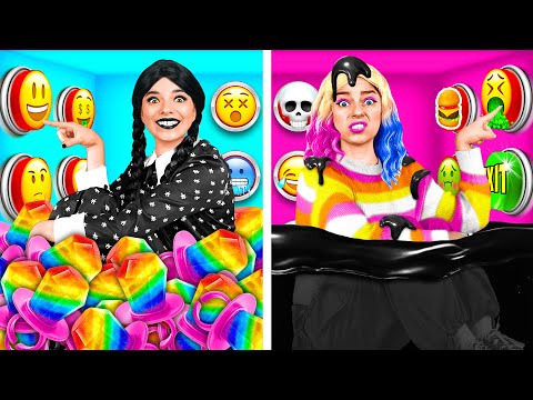 1000 Geheimnisvolle Knöpfe Challenge 1 Knopf Lässt Dich Entkommen mit Wednesday