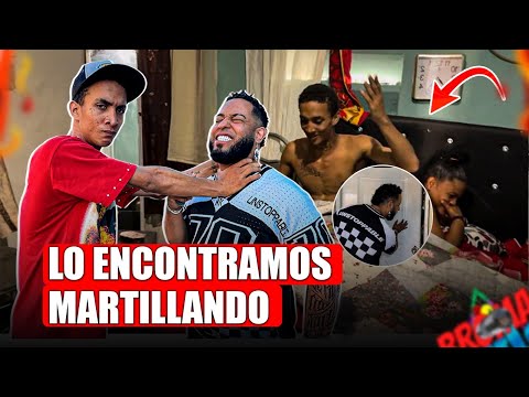 ESE TIPO ES LOCO ME ENCONTRÓ MARTILLANDO 