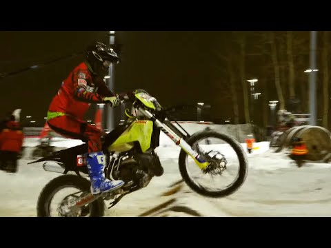 СУПЕРЭНДУРО МОСКВА 2022. Продал мотоцикл, еду на чужом. Эндуро кросс в Печатниках. Скользко.