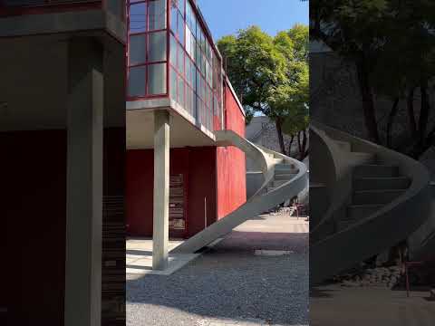 Inside Frida Kahlo & Diego Rivera’s Studio: Love, Art, and Architecture